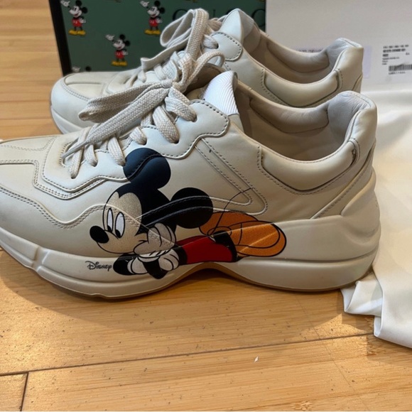 Gucci x Disney Mickey Mouse sneaker - Picture 4 of 12